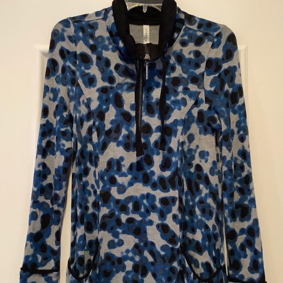 Pieces Kensie Dress Size Small Animal Print Pullover Long Sleeve Athleisure - Picture 2 of 12